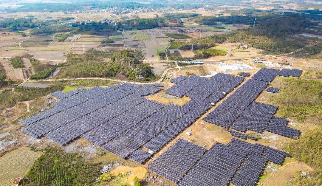 阿特斯2.jpg 阿特斯2.jpg